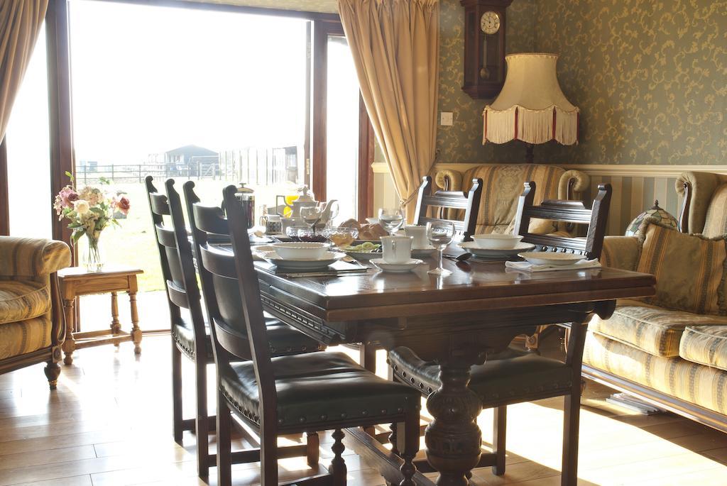 Cleers View Farm Bed and Breakfast Somerton  Buitenkant foto